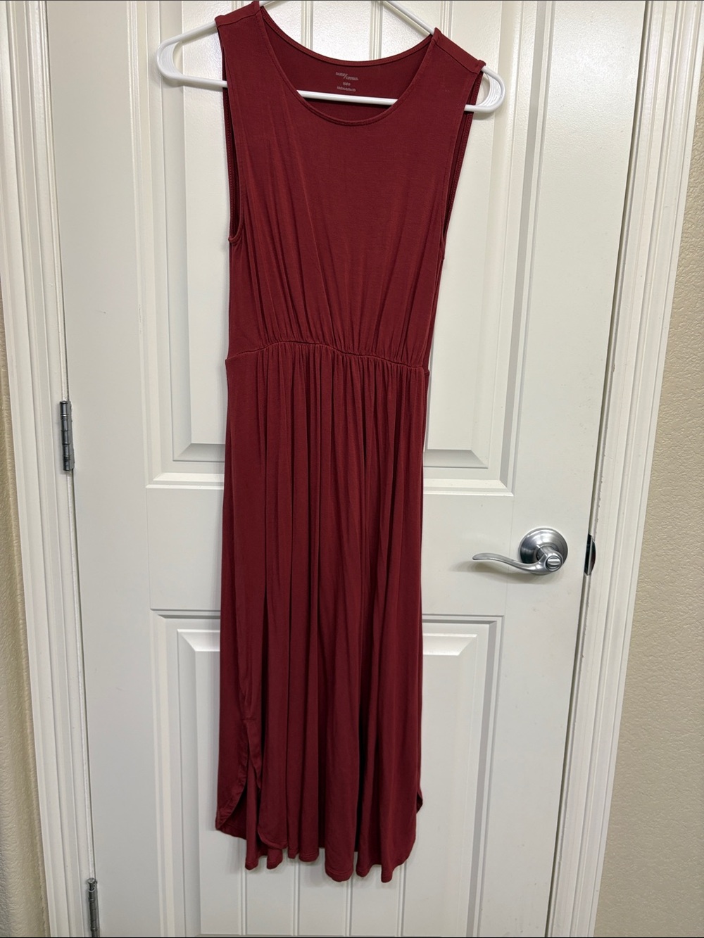 Daily Ritual Sleeveless Maxi Dress in Burgundy/Rust